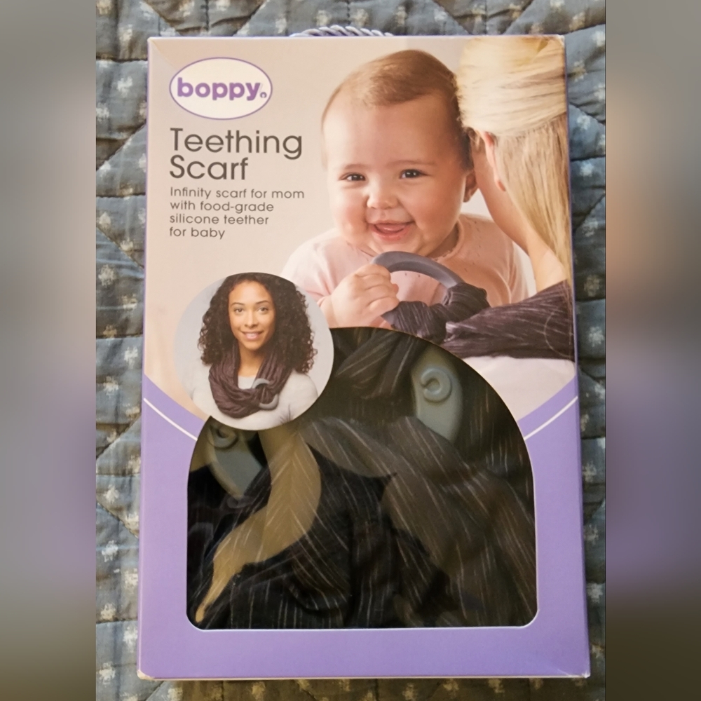 Bobby Teething Scarf